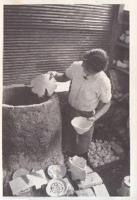 �q�o��������n��M�q